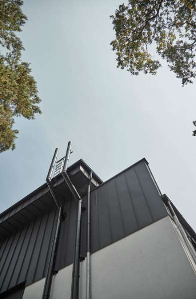 Suburban house in Berlin, clad in DS Nordic Click Seam, Haydnallee 71, 14612 Falkensee